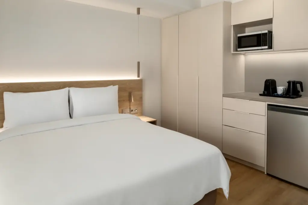 wyndham marina zeas standard room 02